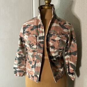 Zara Kid’s Camouflage Jacket 10 Utility Fall Faded Look Dopamine Classic Casual